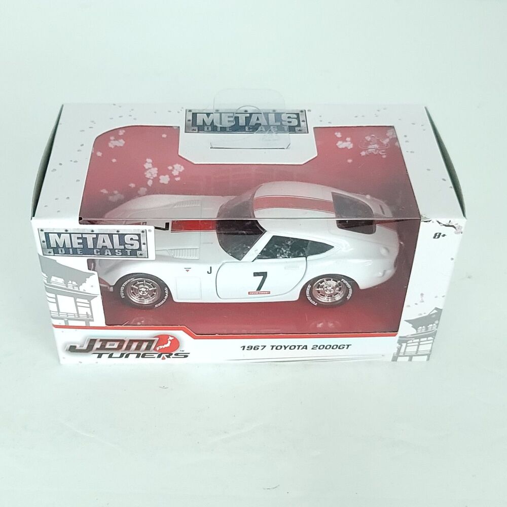 Jada Metals Die Cast Toyota 1967 2000GT White RED Stripe JDM Tuners 1:32 Scale
